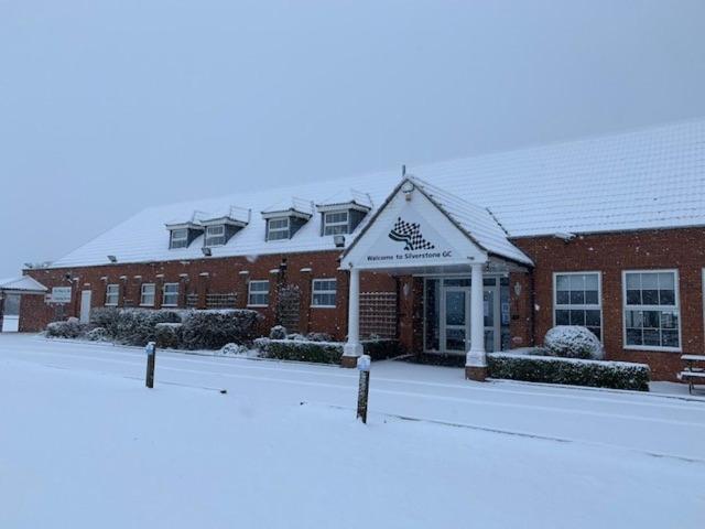 Silverstone Golf Club And Hotel Exterior photo